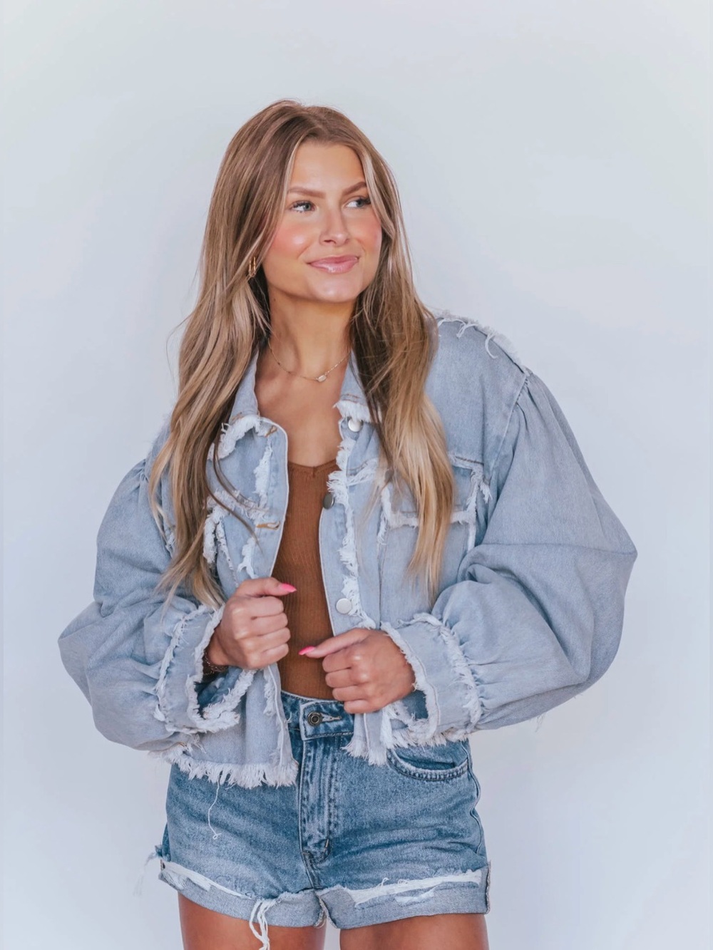 New ~ Glitzy Bella Distressed Frayed Denim JACKET ~ Size Large (10-12)